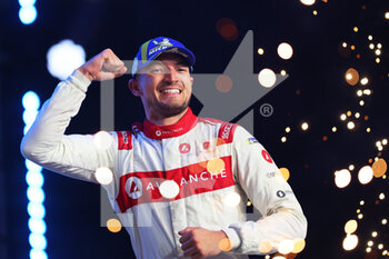 2022-07-30 - DENNIS Jake (gbr), Avalanche Andretti Formula E, BMW iFE.21, portrait during the 2022 London ePrix, 9th meeting of the 2021-22 ABB FIA Formula E World Championship, on the ExCeL London from July 30 to 31, in London, United Kingdom - AUTO - 2022 FORMULA E LONDON EPRIX - FORMULA E - MOTORS