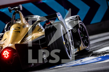 31/07/2022 - 25 VERGNE Jean-Eric (fra), DS Techeetah, DS E-Tense FE21, action during the 2022 London ePrix, 9th meeting of the 2021-22 ABB FIA Formula E World Championship, on the ExCeL London from July 30 to 31, in London, United Kingdom - AUTO - 2022 FORMULA E LONDON EPRIX - FORMULA E - MOTORI