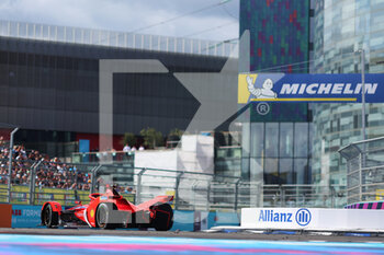 31/07/2022 - 29 SIMS Alexander (gbr), Mahindra Racing, Mahindra M7Electro, action during the 2022 London ePrix, 9th meeting of the 2021-22 ABB FIA Formula E World Championship, on the ExCeL London from July 30 to 31, in London, United Kingdom - AUTO - 2022 FORMULA E LONDON EPRIX - FORMULA E - MOTORI