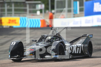 31/07/2022 - 11 DI GRASSI Lucas (bra), ROKiT Venturi Racing, Mercedes-EQ Silver Arrow 02, action during the 2022 London ePrix, 9th meeting of the 2021-22 ABB FIA Formula E World Championship, on the ExCeL London from July 30 to 31, in London, United Kingdom - AUTO - 2022 FORMULA E LONDON EPRIX - FORMULA E - MOTORI