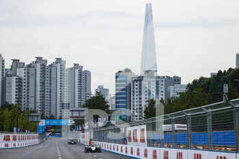 2022-08-13 - 17 De Vries Nyck (nld), Mercedes-EQ Silver Arrow 02, action during the 2022 Seoul ePrix, 10th meeting of the 2021-22 ABB FIA Formula E World Championship, on the Seoul Street Circuit from August 12 to 14, in Seoul, South Korea - AUTO - 2022 FORMULA E SEOUL EPRIX - FORMULA E - MOTORS