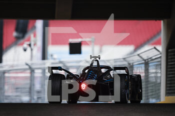 2022-08-13 - 17 DE VRIES Nyck (nld), Mercedes-EQ Silver Arrow 02, action during the 2022 Seoul ePrix, 10th meeting of the 2021-22 ABB FIA Formula E World Championship, on the Seoul Street Circuit from August 12 to 14, in Seoul, South Korea - AUTO - 2022 FORMULA E SEOUL EPRIX - FORMULA E - MOTORS