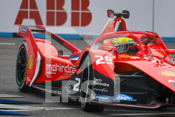 2022-08-13 - 29 Sims Alexander (gbr), Mahindra Racing, Mahindra M7Electro, action during the 2022 Seoul ePrix, 10th meeting of the 2021-22 ABB FIA Formula E World Championship, on the Seoul Street Circuit from August 12 to 14, in Seoul, South Korea - AUTO - 2022 FORMULA E SEOUL EPRIX - FORMULA E - MOTORS