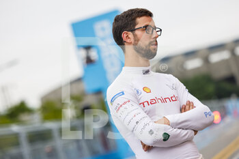 2022-08-13 - Sims Alexander (gbr), Mahindra Racing, Mahindra M7Electro, portrait during the 2022 Seoul ePrix, 10th meeting of the 2021-22 ABB FIA Formula E World Championship, on the Seoul Street Circuit from August 12 to 14, in Seoul, South Korea - AUTO - 2022 FORMULA E SEOUL EPRIX - FORMULA E - MOTORS