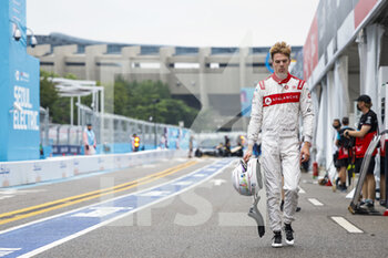 2022-08-13 - Askew Oliver (usa), Avalanche Andretti Formula E, BMW iFE.21, portrait during the 2022 Seoul ePrix, 10th meeting of the 2021-22 ABB FIA Formula E World Championship, on the Seoul Street Circuit from August 12 to 14, in Seoul, South Korea - AUTO - 2022 FORMULA E SEOUL EPRIX - FORMULA E - MOTORS