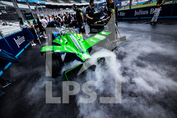 2022-08-13 - carrosserie body Envision Racing, Audi e-tron FE07, action grille de depart starting grid during the 2022 Seoul ePrix, 10th meeting of the 2021-22 ABB FIA Formula E World Championship, on the Seoul Street Circuit from August 12 to 14, in Seoul, South Korea - AUTO - 2022 FORMULA E SEOUL EPRIX - FORMULA E - MOTORS