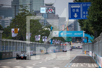 2022-08-14 - 17 DE VRIES Nyck (nld), Mercedes-EQ Silver Arrow 02, action during the 2022 Seoul ePrix, 10th meeting of the 2021-22 ABB FIA Formula E World Championship, on the Seoul Street Circuit from August 12 to 14, in Seoul, South Korea - AUTO - 2022 FORMULA E SEOUL EPRIX - FORMULA E - MOTORS