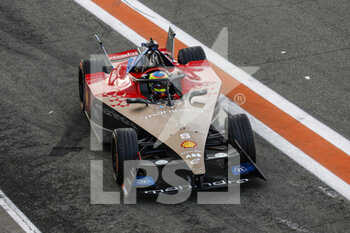 12/12/2022 - 08 ROWLAND Oliver (gbr), Mahindra Racing, Spark-Mahindra, Mahindra M9-Electro, action during the ABB FIA Formula E Valencia Testing 2022 on the Circuit Ricardo Tormo from December 13 to 16, 2022 in Cheste, Spain - AUTO - ABB FIA FORMULA E VALENCIA TESTING 2022 - FORMULA E - MOTORI