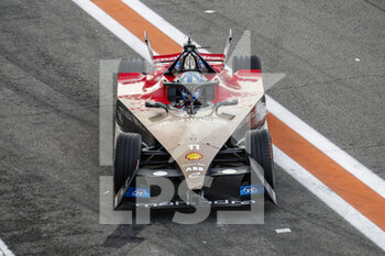 12/12/2022 - 11 DI GRASSI Lucas (bra), Mahindra Racing, Spark-Mahindra, Mahindra M9-Electro, action during the ABB FIA Formula E Valencia Testing 2022 on the Circuit Ricardo Tormo from December 13 to 16, 2022 in Cheste, Spain - AUTO - ABB FIA FORMULA E VALENCIA TESTING 2022 - FORMULA E - MOTORI