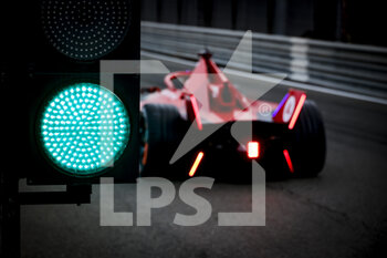 2022-12-13 - ambiance track, green light, during the ABB FIA Formula E Valencia Testing 2022 on the Circuit Ricardo Tormo from December 13 to 16, 2022 in Cheste, Spain - AUTO - ABB FIA FORMULA E VALENCIA TESTING 2022 - FORMULA E - MOTORS