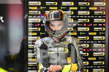 2022-05-28 - Marini Luca Ita Mooney Vr46 Racing Team Ducati in the pits - 2022 GRAN PREMIO D’ITALIA OAKLEY QUALIFYING - MOTOGP - MOTORS