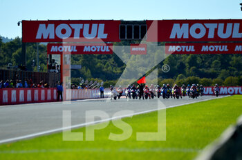 2022-11-06 - Francesco Bagnaia team Ducati is the 2022 MotoGP World  start race - 2022 MOTOGP GRAND PRIX OF SPAIN - GRAN PREMIO MOTUL DE LA COMUNITAT VALENCIANA - RACE - MOTOGP - MOTORS