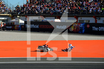 2022-11-06 - Alexd Marquez crash - 2022 MOTOGP GRAND PRIX OF SPAIN - GRAN PREMIO MOTUL DE LA COMUNITAT VALENCIANA - RACE - MOTOGP - MOTORS