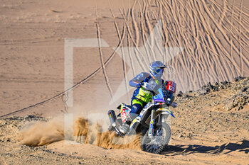 2022-01-01 - 120 Poncet Jérémy (fra), Xtrem Garage, Husqvarna 450 RFR, Moto, Original by Motul, action during the Stage 1A of the Dakar Rally 2022 between Jeddah and Hail, on January 1st 2022 in Hail, Saudi Arabia - STAGE 1A OF THE DAKAR RALLY 2022 BETWEEN JEDDAH AND HAIL - RALLY - MOTORS