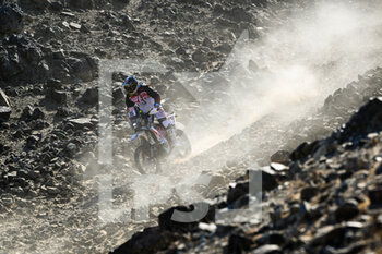 2022-01-01 - 35 Guillen Rivera Juan Pablo (mex), Nomadas Adventure, KTM 450 Rally, Moto, action during the Stage 1A of the Dakar Rally 2022 between Jeddah and Hail, on January 1st 2022 in Hail, Saudi Arabia - STAGE 1A OF THE DAKAR RALLY 2022 BETWEEN JEDDAH AND HAIL - RALLY - MOTORS