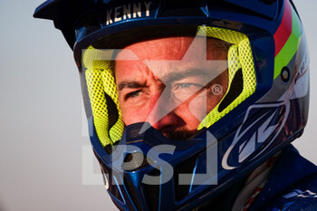 2022-01-01 - 120 Poncet Jérémy (fra), Xtrem Garage, Husqvarna 450 RFR, Moto, Original by Motul, during the Stage 1A of the Dakar Rally 2022 between Jeddah and Hail, on January 1st 2022 in Hail, Saudi Arabia - STAGE 1A OF THE DAKAR RALLY 2022 BETWEEN JEDDAH AND HAIL - RALLY - MOTORS