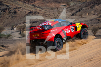 2022-01-01 - 204 Roma Nani (spa), Haro Bravo Alex (spa), Bahrain Raid Xtreme, BRX Prodrive Hunter T1+, Auto FIA T1/T2, action during the Stage 1A of the Dakar Rally 2022 between Jeddah and Hail, on January 1st 2022 in Hail, Saudi Arabia - STAGE 1A OF THE DAKAR RALLY 2022 BETWEEN JEDDAH AND HAIL - RALLY - MOTORS