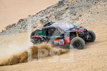 2022-01-01 - 332 Alobaidan Mashael (sau), Cerutti Jacopo (ita), South Racing Middle East, Can-Am Maverick X3, T3 FIA, W2RC, action during the Stage 1A of the Dakar Rally 2022 between Jeddah and Hail, on January 1st 2022 in Hail, Saudi Arabia - STAGE 1A OF THE DAKAR RALLY 2022 BETWEEN JEDDAH AND HAIL - RALLY - MOTORS