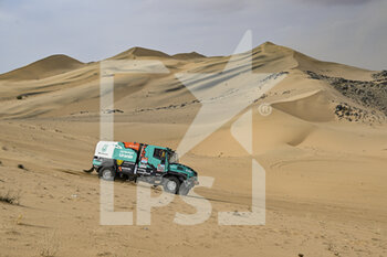 2022-01-01 - 515 Stacey Hans (nld), Van Limpt Anton (nld), Smits Randy (nld), Petronas Team de Rooy Iveco, Iveco Powerstar, T5 FIA Camion, action during the Stage 1A of the Dakar Rally 2022 between Jeddah and Hail, on January 1st 2022 in Hail, Saudi Arabia - STAGE 1A OF THE DAKAR RALLY 2022 BETWEEN JEDDAH AND HAIL - RALLY - MOTORS