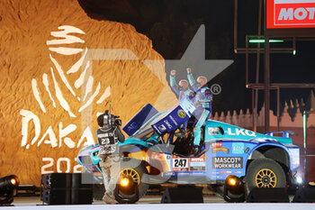 2022-01-01 - 247 Coronel Tim (nld), Coronel Tom (nld), Maxxis Dakarteam, Century CR6, Auto FIA T1/T2, action during the Podium Start of the Dakar Rally 2022, on January 1st 2022 in Hail, Saudi Arabia - PODIUM START OF THE DAKAR RALLY 2022 - RALLY - MOTORS