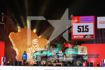2022-01-01 - 515 Versteijnen Victor Willem Come (nld), Buursen Rob (nld), Smits Randy (nld), Petronas Team de Rooy Iveco, Iveco Powerstar, T5 FIA Camion, action during the Podium Start of the Dakar Rally 2022, on January 1st 2022 in Hail, Saudi Arabia - PODIUM START OF THE DAKAR RALLY 2022 - RALLY - MOTORS