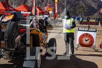 2022-01-02 - 461 De Wit Jan (nld), Bruynkens Serge (bel), Team Roadseal Africa, Can-Am Maverick X3, T4 FIA SSV, action during the Stage 1B of the Dakar Rally 2022 around Hail, on January 2nd, 2022 in Hail, Saudi Arabia - STAGE 1B OF THE DAKAR RALLY 2022 - RALLY - MOTORS