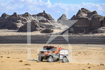 2022-01-02 - 506 Van der Brink Martin (nld), Willemsen Peter (bel), Der Kinderen Bernard (nld), Mammoet Rallysport Team de Rooy Iveco, Iveco Powerstar, T5 FIA Camion, actionduring the Stage 1B of the Dakar Rally 2022 around Hail, on January 2nd, 2022 in Hail, Saudi Arabia - STAGE 1B OF THE DAKAR RALLY 2022 - RALLY - MOTORS