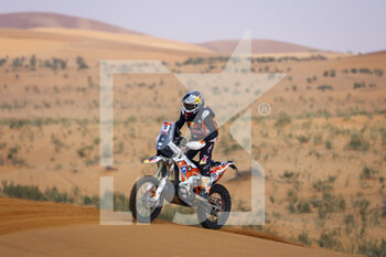 2022-01-03 - 70 Jaffar Mohammed (kwt), Duust Rally Team, KTM 450 Rally Replica, Moto, action during the Stage 2 of the Dakar Rally 2022 between Hail and Al Artawiya, on January 3rd 2022 in Al Artawiya, Saudi Arabia - STAGE 2 OF THE DAKAR RALLY 2022 BETWEEN HAIL AND AL ARTAWIYA - RALLY - MOTORS
