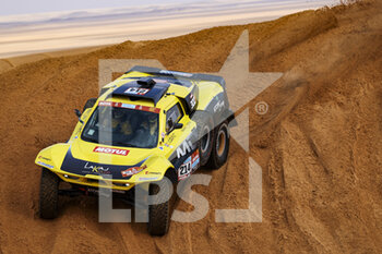 2022-01-03 - 214 Lavieille Christian (fra), Aubert Johnny (fra), MD Rallye Sport, Optimus MD Rallye, Auto FIA T1/T2, Motul, action during the Stage 2 of the Dakar Rally 2022 between Hail and Al Artawiya, on January 3rd 2022 in Al Artawiya, Saudi Arabia - STAGE 2 OF THE DAKAR RALLY 2022 BETWEEN HAIL AND AL ARTAWIYA - RALLY - MOTORS