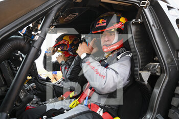 2022-01-03 - Sainz Carlos (spa), Team Audi Sport, Audi RS Q e-tron, Auto FIA T1/T2, action during the Stage 2 of the Dakar Rally 2022 between Hail and Al Artawiya, on January 3rd 2022 in Al Artawiya, Saudi Arabia - STAGE 2 OF THE DAKAR RALLY 2022 BETWEEN HAIL AND AL ARTAWIYA - RALLY - MOTORS