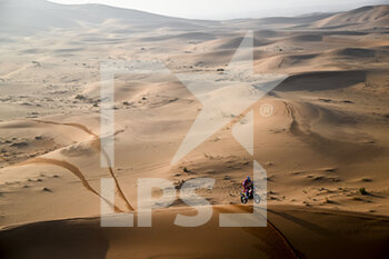 2022-01-04 - 03 Sunderland Sam (aus), GasGas Factory Racing, KTM 450 Rally Factory Replica, Moto, W2RC, action during the Stage 3 of the Dakar Rally 2022 between Al Qaysumah and Al Qaysumah, on January 4th 2022 in Al Qaysumah, Saudi Arabia - STAGE 3 OF THE DAKAR RALLY 2022 BETWEEN AL QAYSUMAH AND AL QAYSUMAH - RALLY - MOTORS