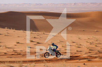 2022-01-04 - 20 Koitha Veettil Harith Noah (ind), Sherco Factory, Sherco 450 SEF Rally, Moto, Motul, action during the Stage 3 of the Dakar Rally 2022 between Al Qaysumah and Al Qaysumah, on January 4th 2022 in Al Qaysumah, Saudi Arabia - STAGE 3 OF THE DAKAR RALLY 2022 BETWEEN AL QAYSUMAH AND AL QAYSUMAH - RALLY - MOTORS