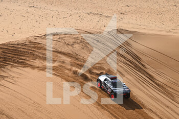 2022-01-04 - 200 Peterhansel Stéphane (fra), Boulanger Edouard (fra), Team Audi Sport, Audi RS Q e-tron, Auto FIA T1/T2, action during the Stage 3 of the Dakar Rally 2022 between Al Qaysumah and Al Qaysumah, on January 4th 2022 in Al Qaysumah, Saudi Arabia - STAGE 3 OF THE DAKAR RALLY 2022 BETWEEN AL QAYSUMAH AND AL QAYSUMAH - RALLY - MOTORS