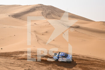 2022-01-04 - 217 Ten Brinke Bernhard (nld), Delaunay Sébastien (fra), Overdrive Toyota, Toyota Hilux Overdrive, Auto FIA T1/T2, W2RC, action during the Stage 3 of the Dakar Rally 2022 between Al Qaysumah and Al Qaysumah, on January 4th 2022 in Al Qaysumah, Saudi Arabia - STAGE 3 OF THE DAKAR RALLY 2022 BETWEEN AL QAYSUMAH AND AL QAYSUMAH - RALLY - MOTORS