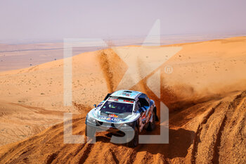2022-01-04 - 236 Baud Lionel (fra), Garcin Jean-Pierre (fra), Peugeot 3008 DKR, PH Sport Auto FIA T1/T2, W2RC, action during the Stage 3 of the Dakar Rally 2022 between Al Qaysumah and Al Qaysumah, on January 4th 2022 in Al Qaysumah, Saudi Arabia - STAGE 3 OF THE DAKAR RALLY 2022 BETWEEN AL QAYSUMAH AND AL QAYSUMAH - RALLY - MOTORS