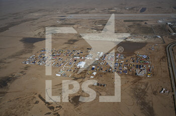 2022-01-04 - Bivouac during the Stage 3 of the Dakar Rally 2022 between Al Qaysumah and Al Qaysumah, on January 4th 2022 in Al Qaysumah, Saudi Arabia - STAGE 3 OF THE DAKAR RALLY 2022 BETWEEN AL QAYSUMAH AND AL QAYSUMAH - RALLY - MOTORS