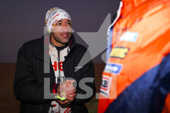 2022-01-05 - Rodrigues Joaquim (prt), Hero Motorsports Team Rally, Hero 450 Rally, Moto, W2RC, Motul, portrait at the start, DSS during the Stage 4 of the Dakar Rally 2022 between Al Qaysumah and Riyadh, on January 5th 2022 in Riyadh, Saudi Arabia - STAGE 4 OF THE DAKAR RALLY 2022 BETWEEN AL QAYSUMAH AND RIYADH - RALLY - MOTORS