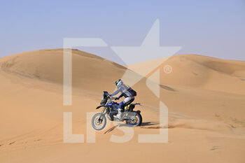 2022-01-05 - 16 Branch Ross (bwa), Monster Energy Yamaha Rally Team, Yamaha WR450F Rally, Moto, actionBranch Ross (bwa), Monster Energy Yamaha Rally Team, Yamaha WR450F Rally, Moto, action during the Stage 4 of the Dakar Rally 2022 between Al Qaysumah and Riyadh, on January 5th 2022 in Riyadh, Saudi Arabia - STAGE 4 OF THE DAKAR RALLY 2022 BETWEEN AL QAYSUMAH AND RIYADH - RALLY - MOTORS