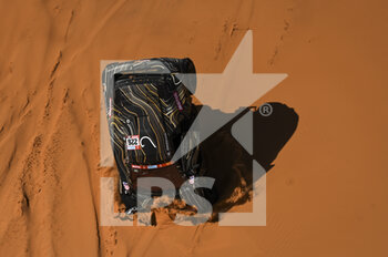 2022-01-05 - 226 Chicherit Guerlain (fra), Winocq Alex (fra), GCK Motorsport, GCK Thunder, Auto FIA T1/T2, W2RC, Motul, W2RC, action during the Stage 4 of the Dakar Rally 2022 between Al Qaysumah and Riyadh, on January 5th 2022 in Riyadh, Saudi Arabia - STAGE 4 OF THE DAKAR RALLY 2022 BETWEEN AL QAYSUMAH AND RIYADH - RALLY - MOTORS