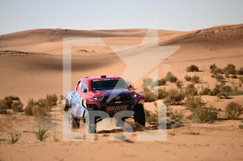 2022-01-06 - 222 Alvarez Lucio (arg), Monleon Armand (spa), Overdrive Toyota, Toyota Hilux Overdrive, Auto FIA T1/T2, action during the Stage 5 of the Dakar Rally 2022 around Riyadh, on January 6th 2022 in Riyadh, Saudi Arabia - STAGE 5 OF THE DAKAR RALLY 2022 - RALLY - MOTORS