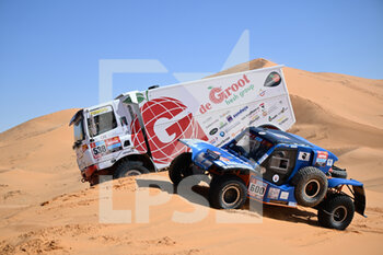 2022-01-06 - 600 Tramini Gerard (fra), Totain Dominique (fra), Team 100% Sud Ouest, 2WD Oryx Sadev, Auto Open, action during the Stage 5 of the Dakar Rally 2022 around Riyadh, on January 6th 2022 in Riyadh, Saudi Arabia - STAGE 5 OF THE DAKAR RALLY 2022 - RALLY - MOTORS