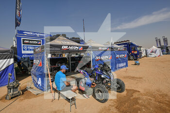 2022-01-08 - Yamaha bivouac atmosphere during the Rest Day of the Dakar Rally 2022 on January 8th 2022 in Riyadh, Saudi Arabia - REST DAY OF THE DAKAR RALLY 2022 - RALLY - MOTORS