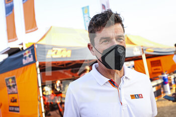 2022-01-08 - Coma Marc (spa), KTM Advisor, portrait during the Rest Day of the Dakar Rally 2022 on January 8th 2022 in Riyadh, Saudi Arabia - REST DAY OF THE DAKAR RALLY 2022 - RALLY - MOTORS