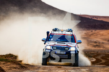 2022-01-09 - TV2 Organization car ASO during the Stage 7 of the Dakar Rally 2022 between Riyadh and Al Dawadimi, on January 9th 2022 in Al Dawadimi, Saudi Arabia - STAGE 7 OF THE DAKAR RALLY 2022 BETWEEN RIYADH AND AL DAWADIMI - RALLY - MOTORS
