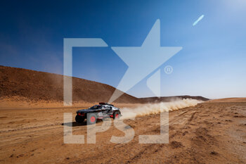 2022-01-09 - 200 Peterhansel Stéphane (fra), Boulanger Edouard (fra), Team Audi Sport, Audi RS Q e-tron, Auto FIA T1/T2, action during the Stage 7 of the Dakar Rally 2022 between Riyadh and Al Dawadimi, on January 9th 2022 in Al Dawadimi, Saudi Arabia - STAGE 7 OF THE DAKAR RALLY 2022 BETWEEN RIYADH AND AL DAWADIMI - RALLY - MOTORS