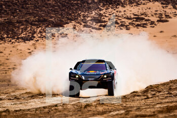 2022-01-09 - 210 Despres Cyril (fra), Perry Taye (zaf), PH Sport, Abu Dhabi Racing, Peugeot 3008 DKR, Auto FIA T1/T2, action during the Stage 7 of the Dakar Rally 2022 between Riyadh and Al Dawadimi, on January 9th 2022 in Al Dawadimi, Saudi Arabia - STAGE 7 OF THE DAKAR RALLY 2022 BETWEEN RIYADH AND AL DAWADIMI - RALLY - MOTORS