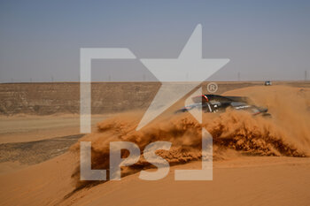 2022-01-09 - 200 Peterhansel Stéphane (fra), Boulanger Edouard (fra), Team Audi Sport, Audi RS Q e-tron, Auto FIA T1/T2, action during the Stage 7 of the Dakar Rally 2022 between Riyadh and Al Dawadimi, on January 9th 2022 in Al Dawadimi, Saudi Arabia - STAGE 7 OF THE DAKAR RALLY 2022 BETWEEN RIYADH AND AL DAWADIMI - RALLY - MOTORS