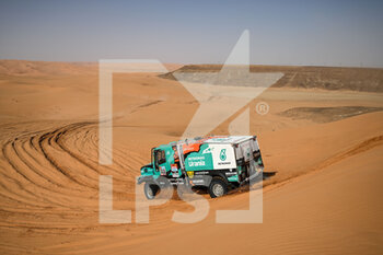 2022-01-09 - 515 Versteijnen Victor Willem Come (nld), Buursen Rob (nld), Smits Randy (nld), Petronas Team de Rooy Iveco, Iveco Powerstar, T5 FIA Camion, action during the Stage 7 of the Dakar Rally 2022 between Riyadh and Al Dawadimi, on January 9th 2022 in Al Dawadimi, Saudi Arabia - STAGE 7 OF THE DAKAR RALLY 2022 BETWEEN RIYADH AND AL DAWADIMI - RALLY - MOTORS
