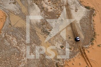 2022-01-08 - 229 Chabot Ronan (fra), Pillot Gilles (fra), Overdrive Toyota, Toyota Hilux Overdrive, Auto FIA T1/T2, action during the Stage 7 of the Dakar Rally 2022 between Riyadh and Al Dawadimi, on January 9th 2022 in Al Dawadimi, Saudi Arabia - STAGE 7 OF THE DAKAR RALLY 2022 BETWEEN RIYADH AND AL DAWADIMI - RALLY - MOTORS