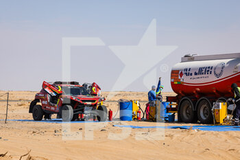 2022-01-10 - 307 Pisson Jean-Luc (fra), Brucy Jean (fra), JLT Racing, PH Sport Zephyr, T3 FIA, W2RC, action during the Stage 8 of the Dakar Rally 2022 between Al Dawadimi and Wadi Ad Dawasir, on January 10th 2022 in Wadi Ad Dawasir, Saudi Arabia - STAGE 8 OF THE DAKAR RALLY 2022 BETWEEN AL DAWADIMI AND WADI AD DAWASIR - RALLY - MOTORS